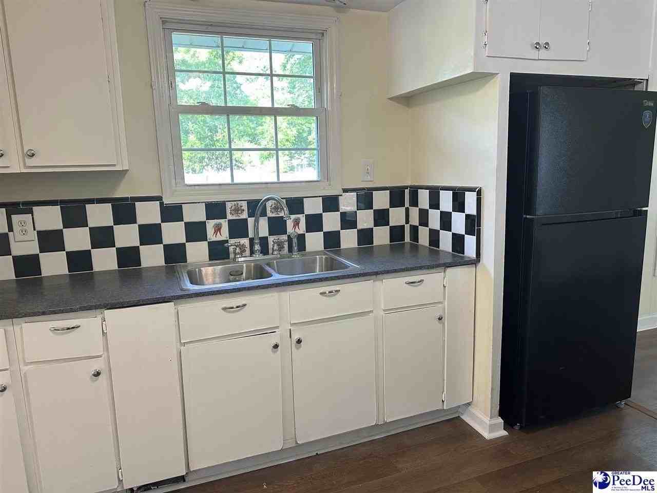 111 C Ave - Photo 6 of 15