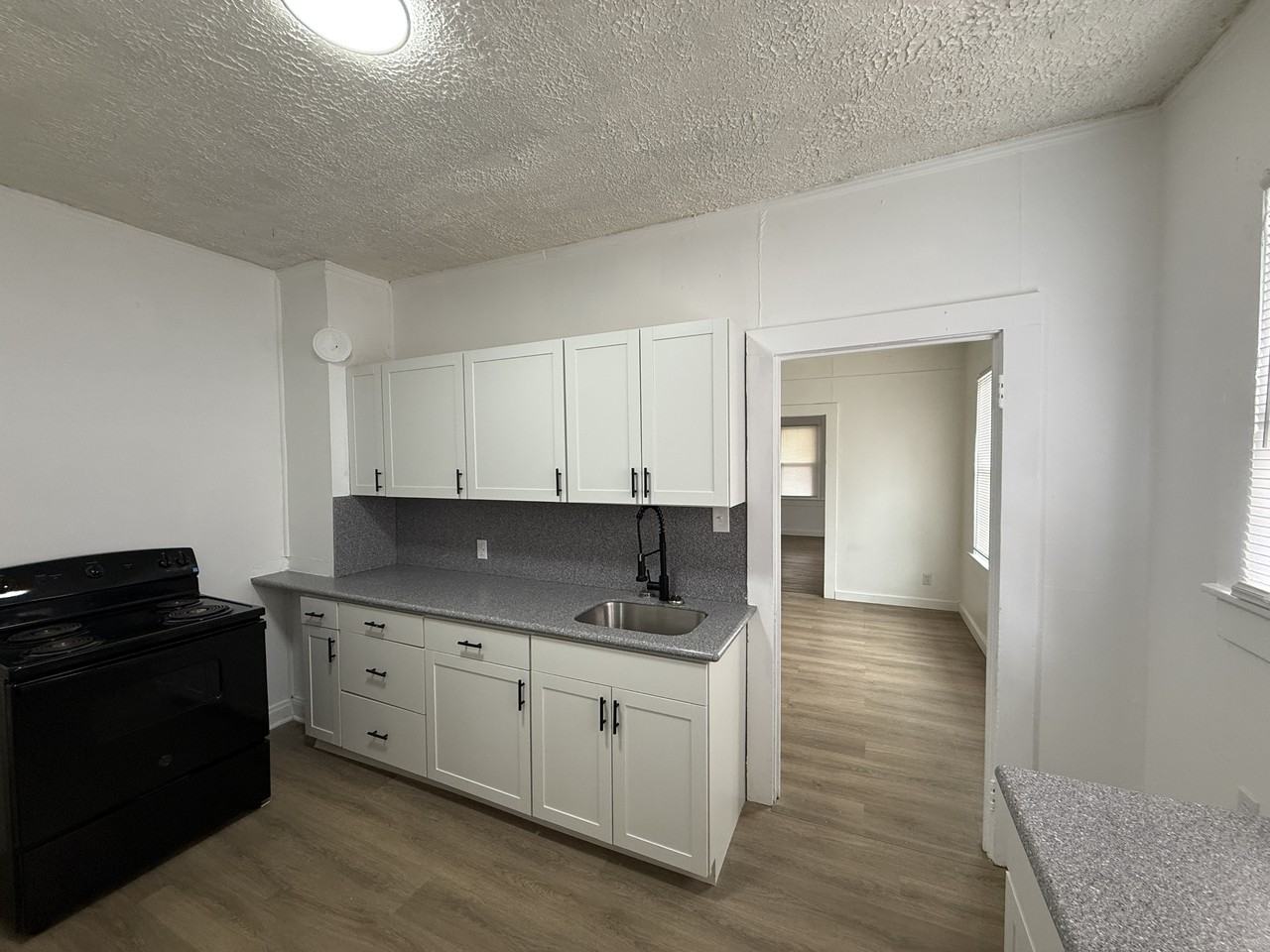 125 Clyde St #1 - Photo 5 of 20