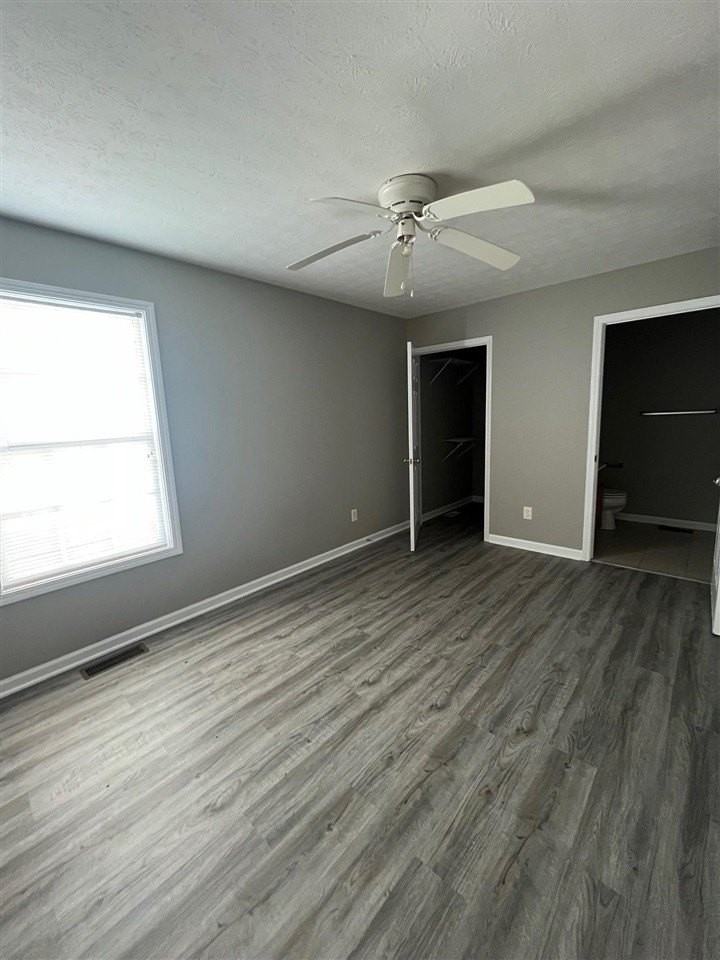 135 Amy Ave #B - Photo 4 of 6