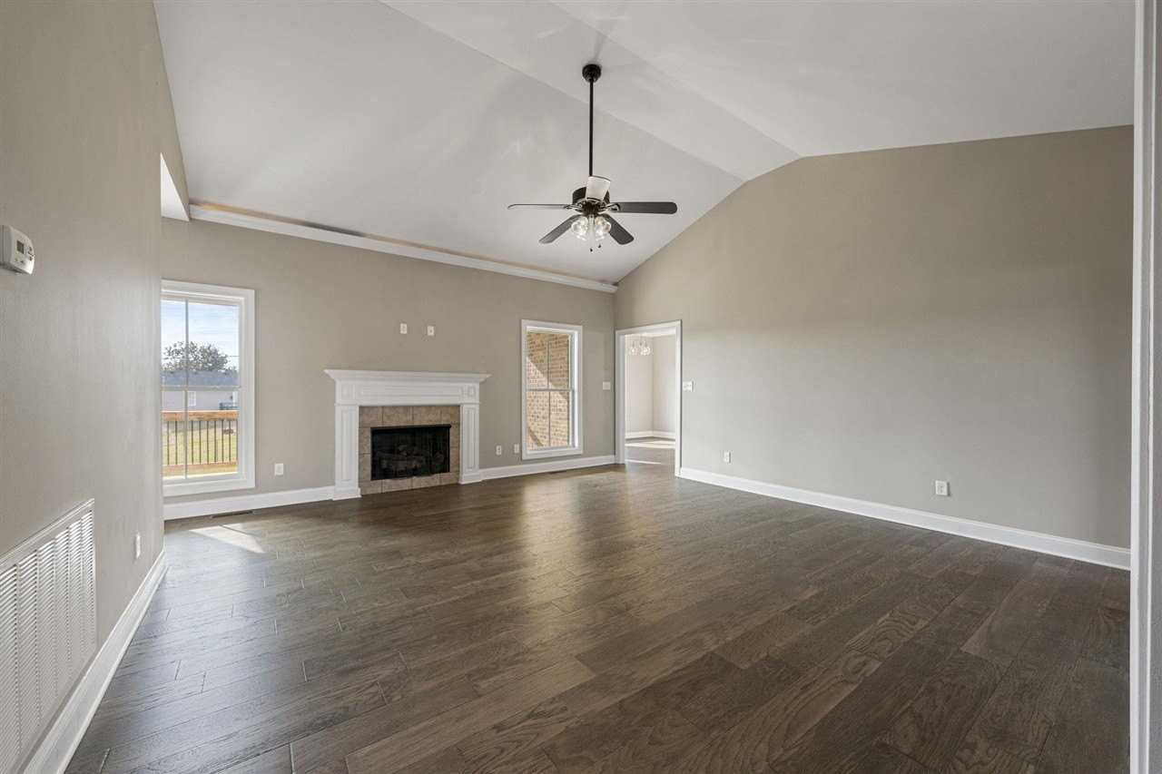 457 Adalynn Cir - Photo 3 of 32