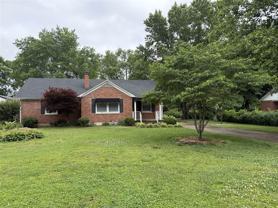 701 Magnolia St - Photo 1 of 1