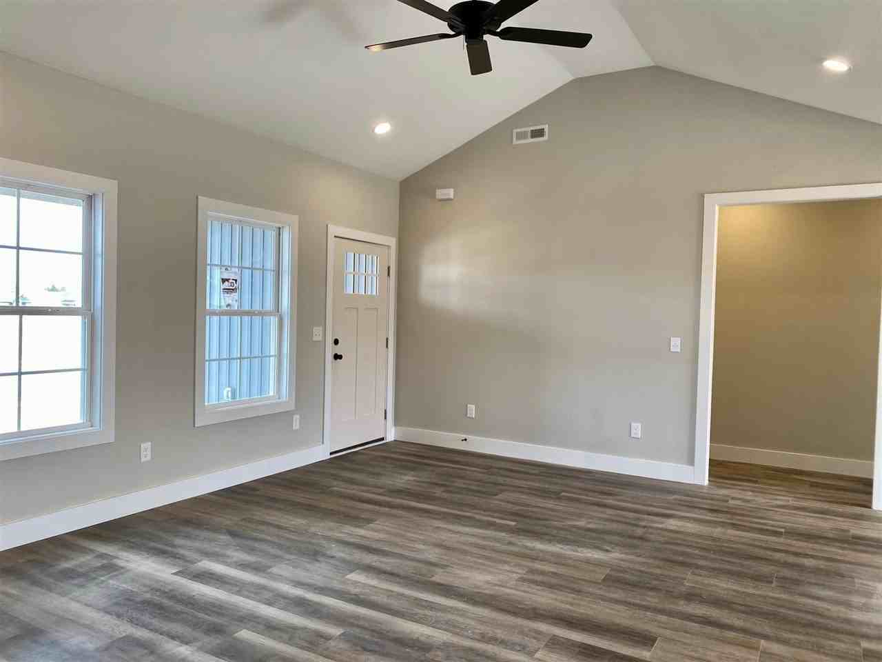 476 Cedar Hollow Dr - Photo 4 of 22