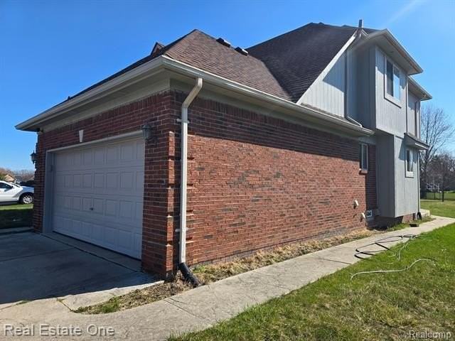 42510 Pinehurst Dr - Photo 4 of 24