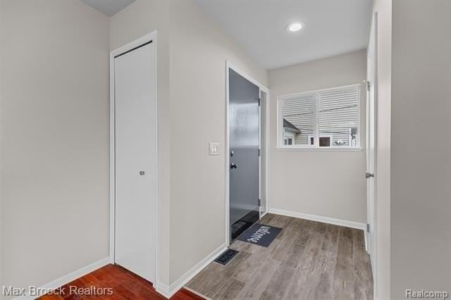 602 E Lincoln St - Photo 3 of 19