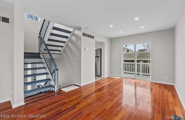 602 E Lincoln St - Photo 6 of 19