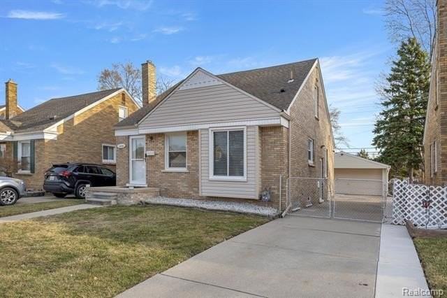 14592 Oconnor Ave - Photo 2 of 35