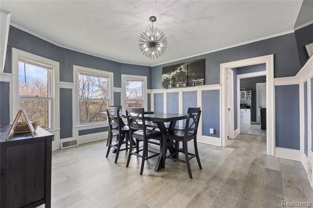 512 Westminster St - Photo 7 of 31