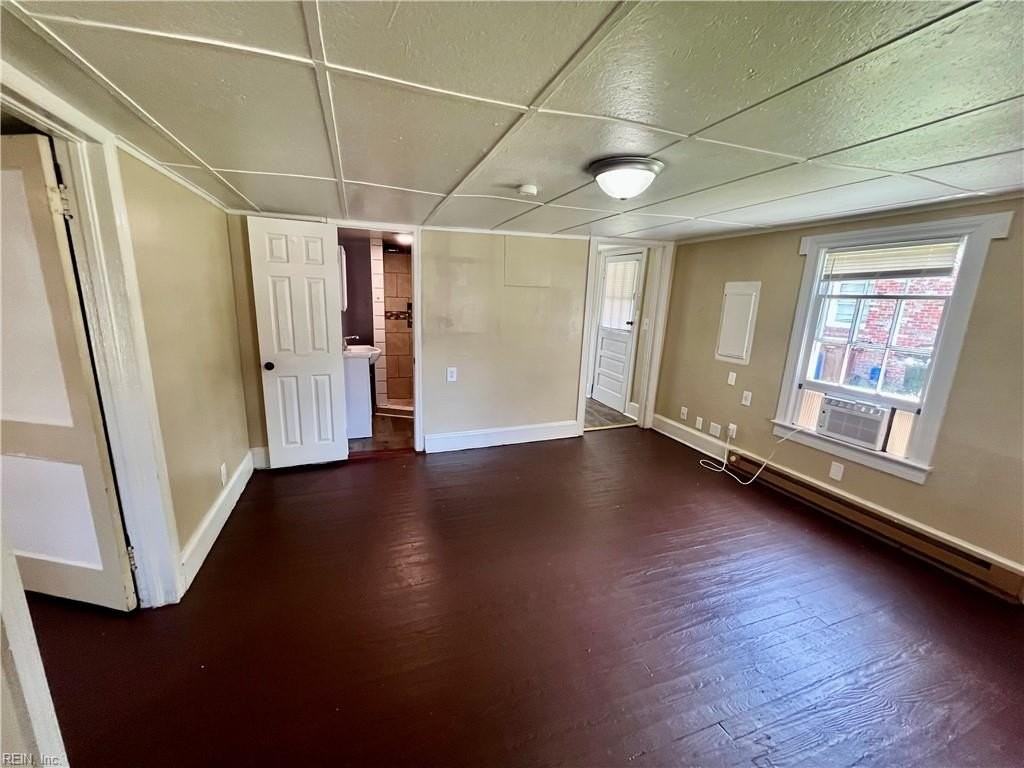 817 State St - Photo 5 of 18