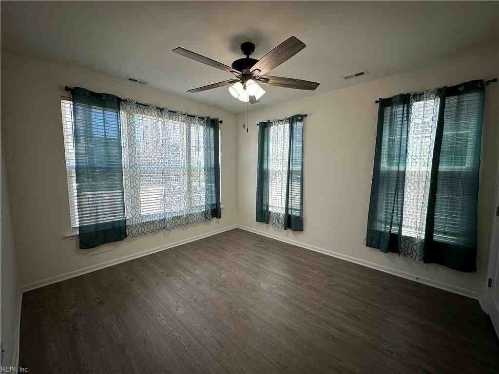 1574 Green Hill St - Photo 3 of 23