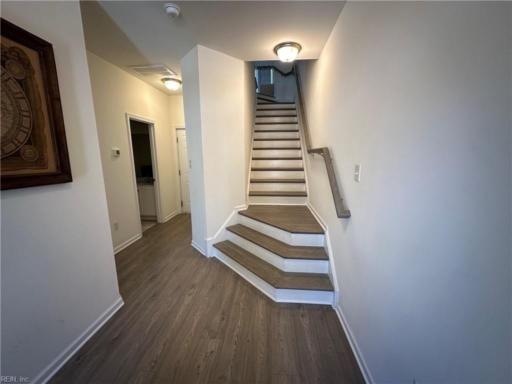 1574 Green Hill St - Photo 6 of 23