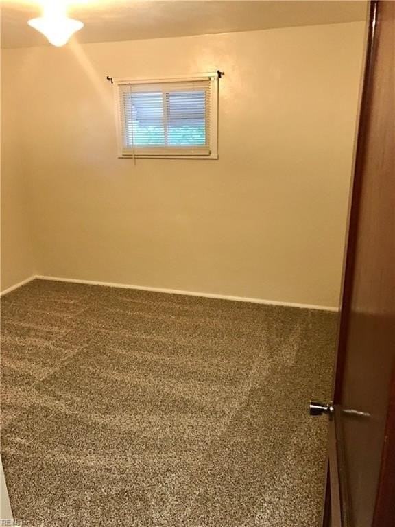 89 Jordan Dr - Photo 5 of 8
