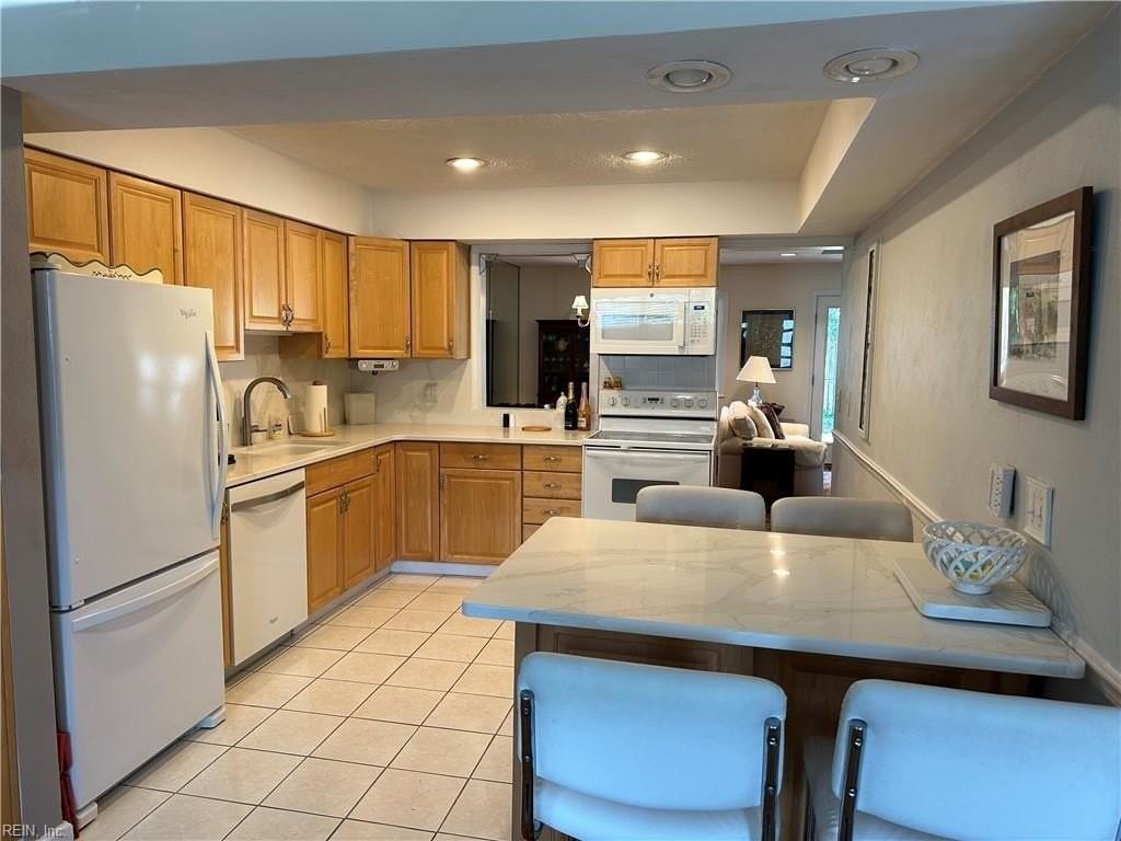 2405 Ketch Ct - Photo 3 of 22