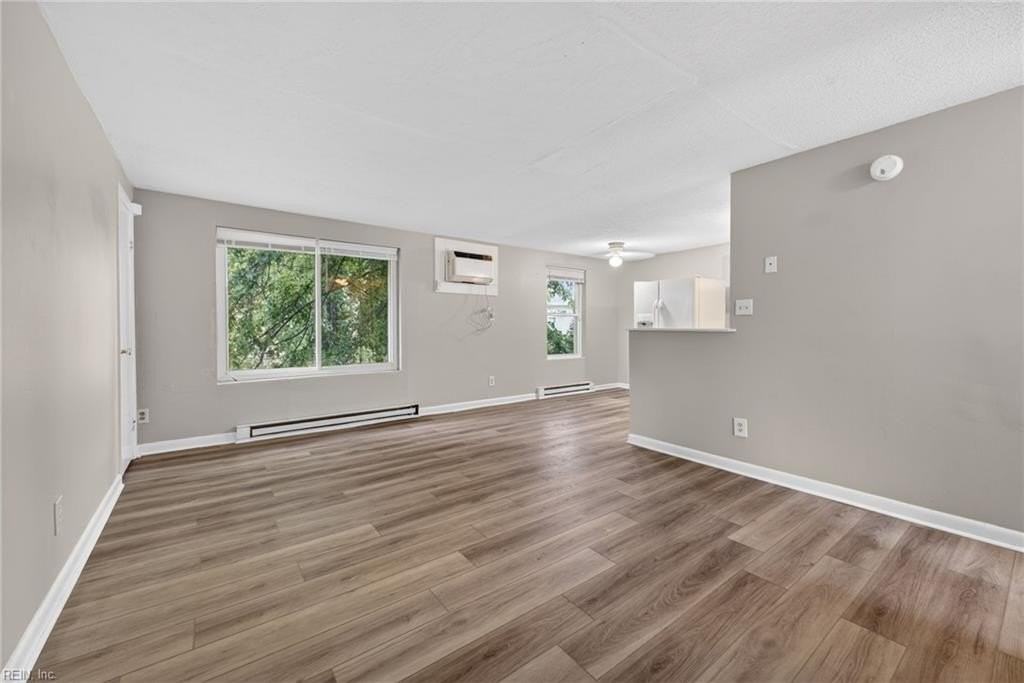 6249 Alexander St #C - Photo 3 of 15