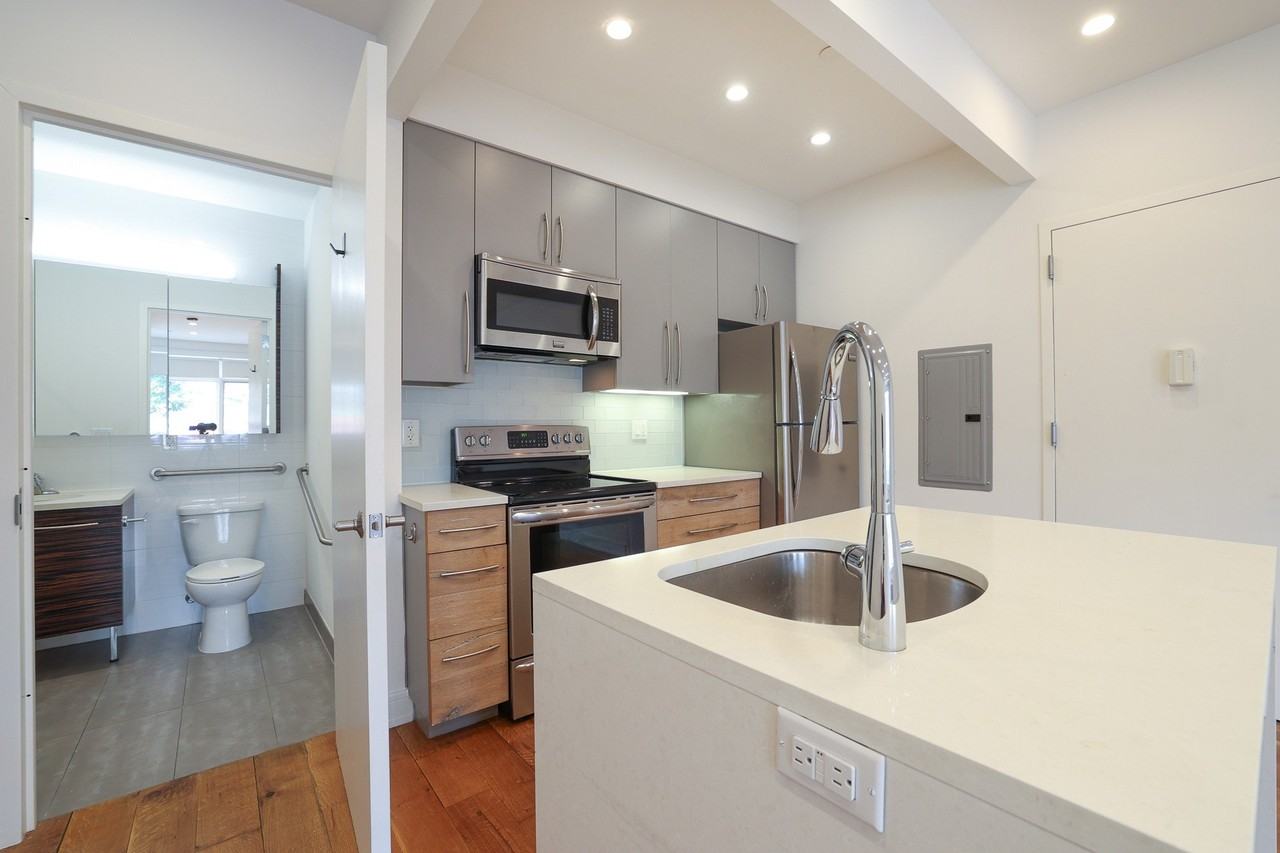93 Kingsland Ave #1F - Photo 3 of 7