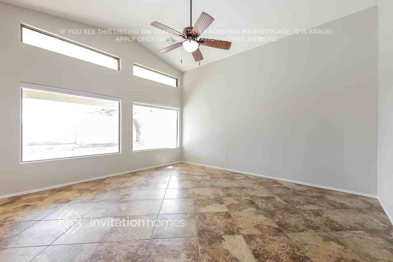 13345 W Acapulco Ln - Photo 2 of 15