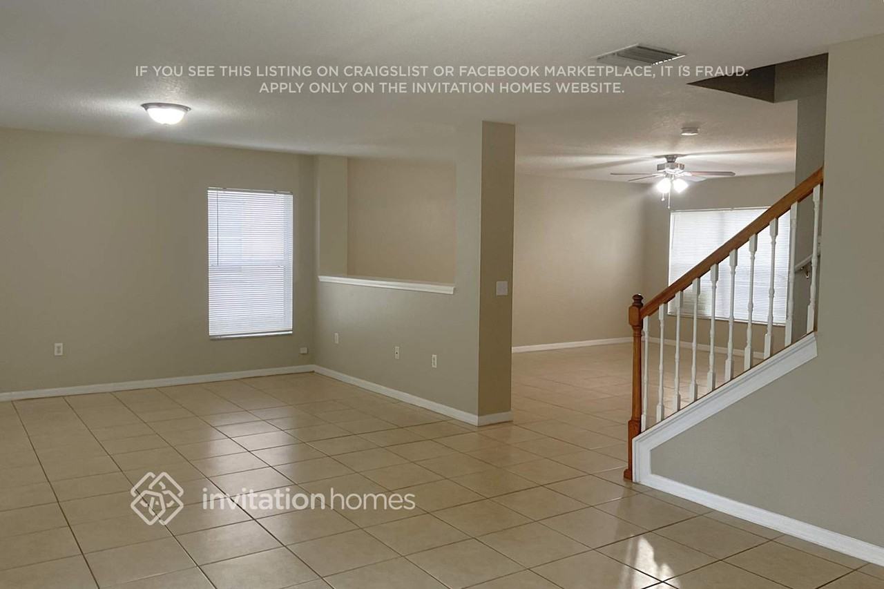 10415 Frog Pond Dr - Photo 3 of 16