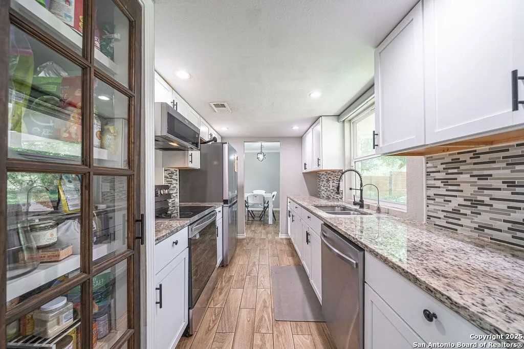 4515 Golf View Dr #1 - Photo 2 of 10