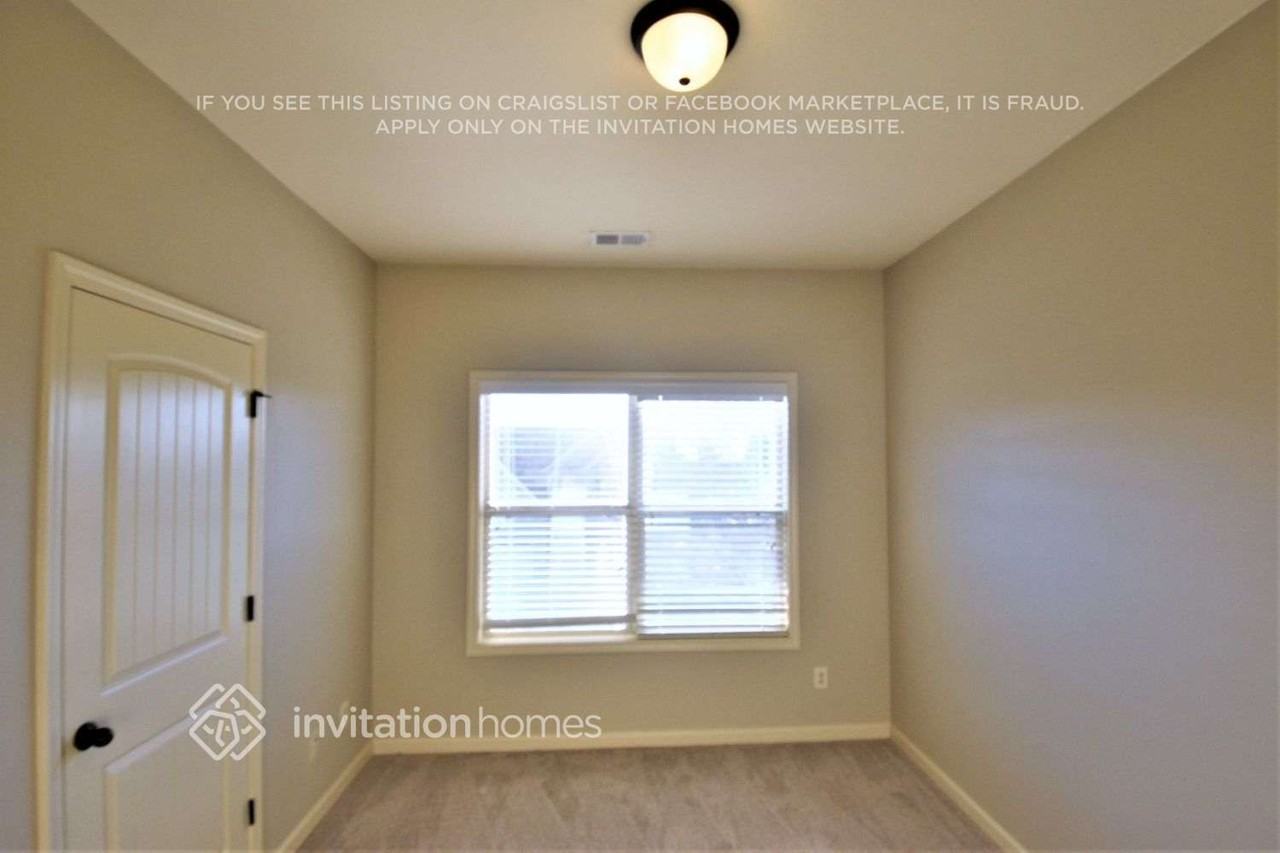 948 Pine Ln - Photo 7 of 12