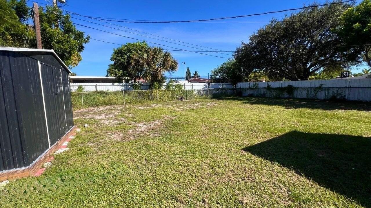 124 Abaco Dr - Photo 4 of 27