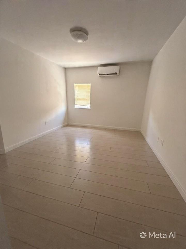 407 S Lakeside Dr - Photo 7 of 9