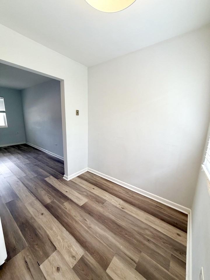 1502 N J St #2 - Photo 4 of 7