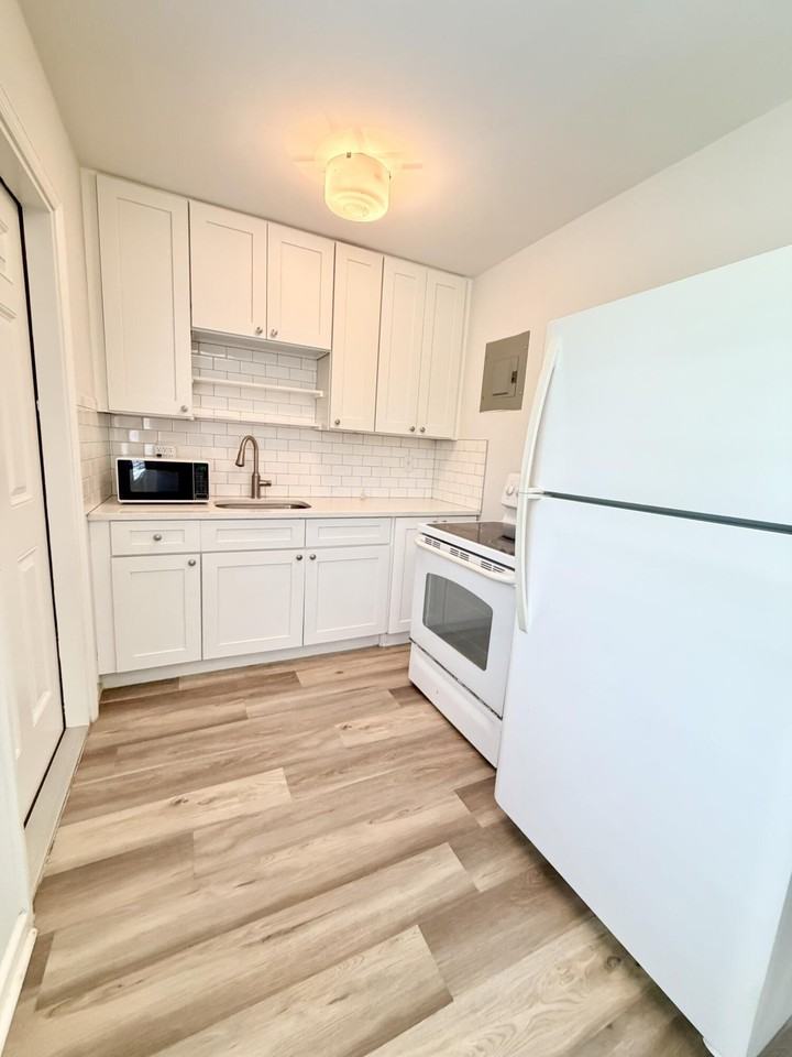 1502 N J St #2 - Photo 5 of 7