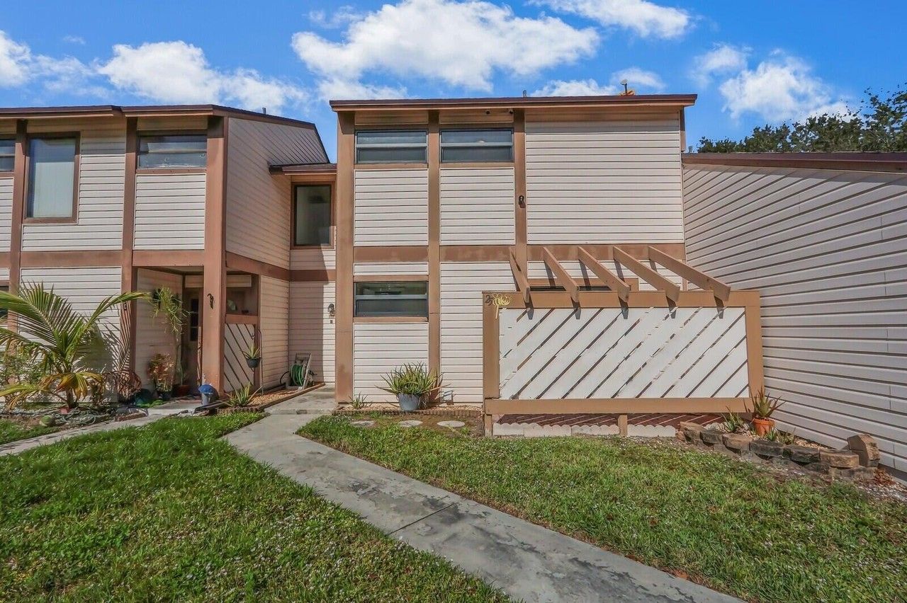 113 Sherwood Cir #25B - Photo 2 of 25