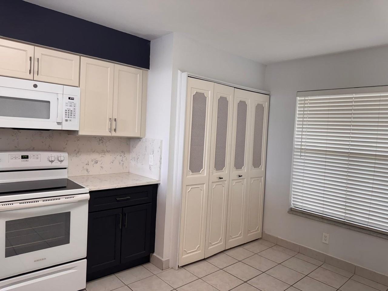 4570 Nw 18th Ave #605 - Photo 3 of 38