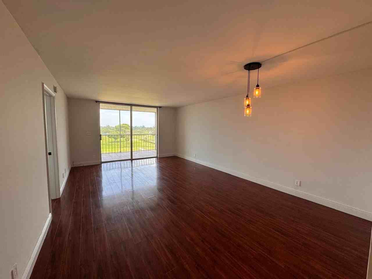4570 Nw 18th Ave #605 - Photo 7 of 38