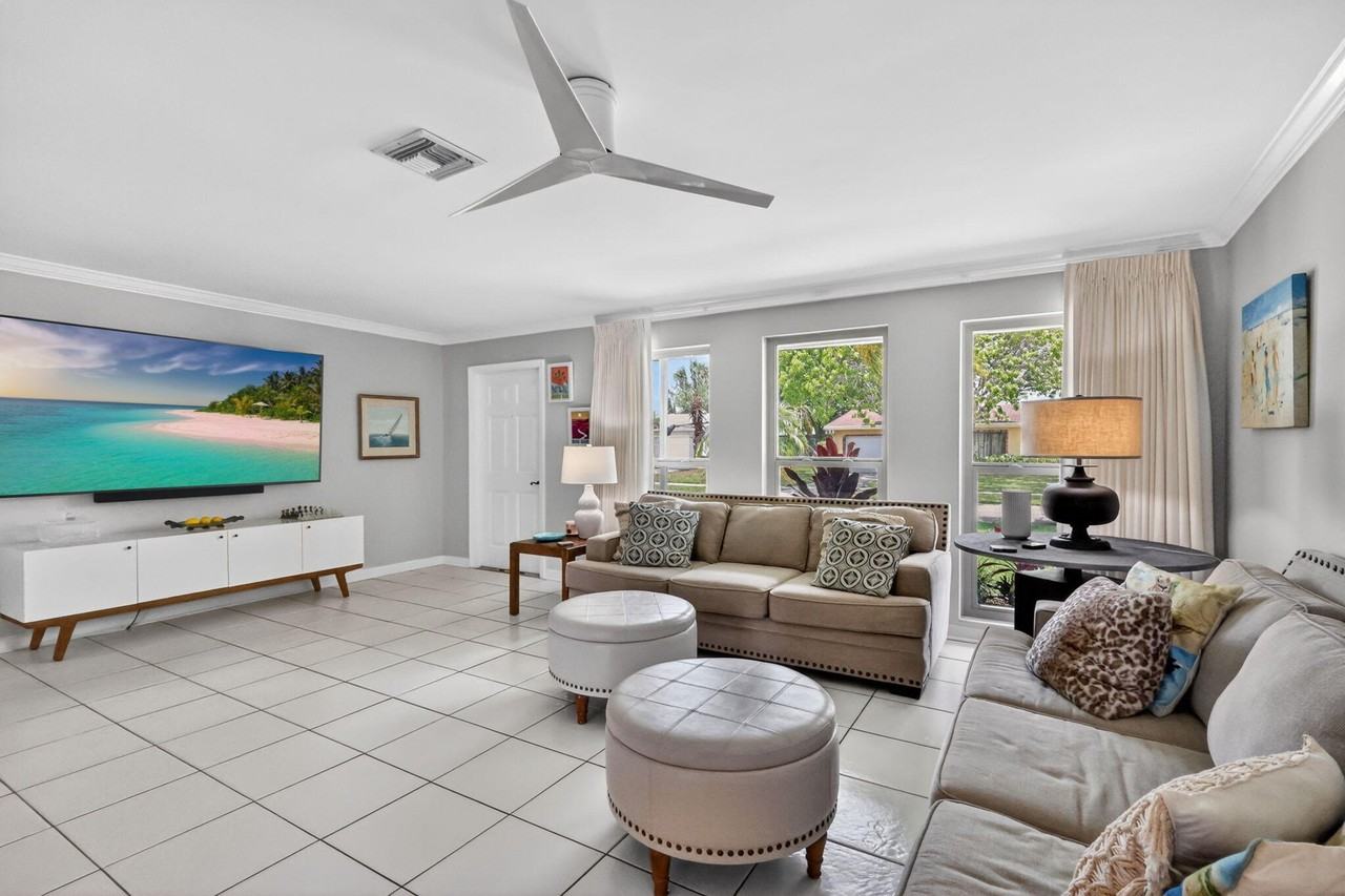 6372 Sleepy Willow Way - Photo 6 of 44