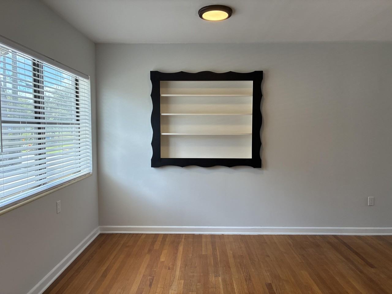 130 S Lakeside Dr #1 - Photo 5 of 11