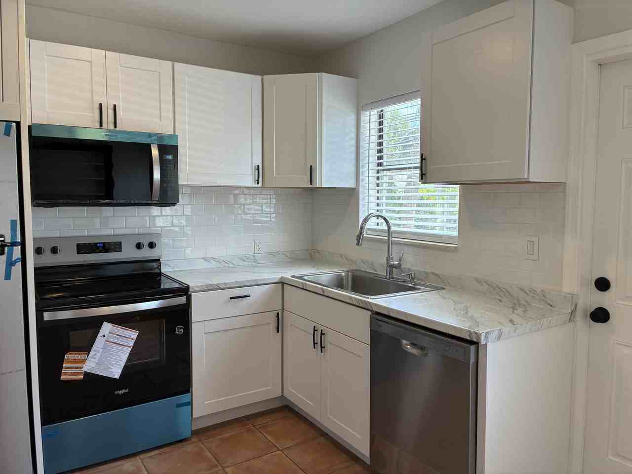 130 S Lakeside Dr #1 - Photo 7 of 11