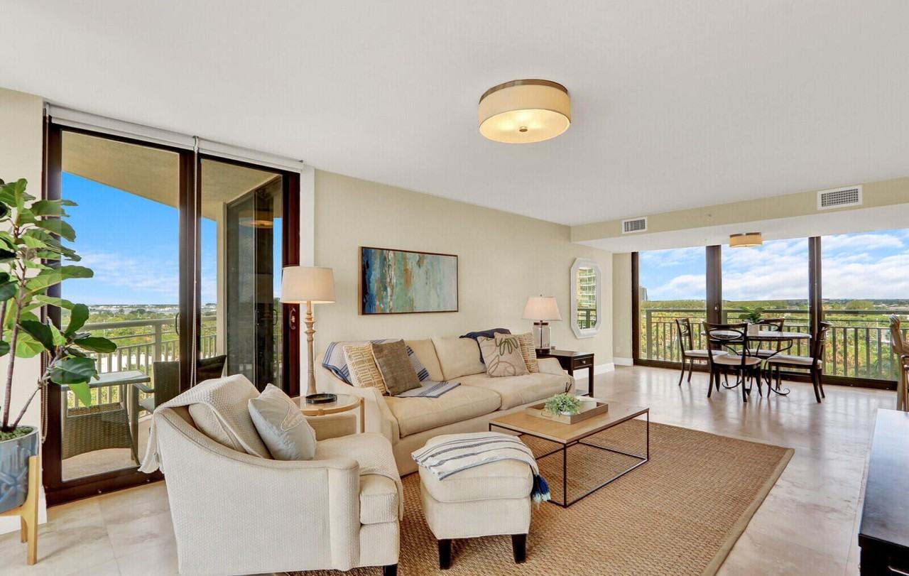 3000 N Ocean Dr #7H - Photo 3 of 37