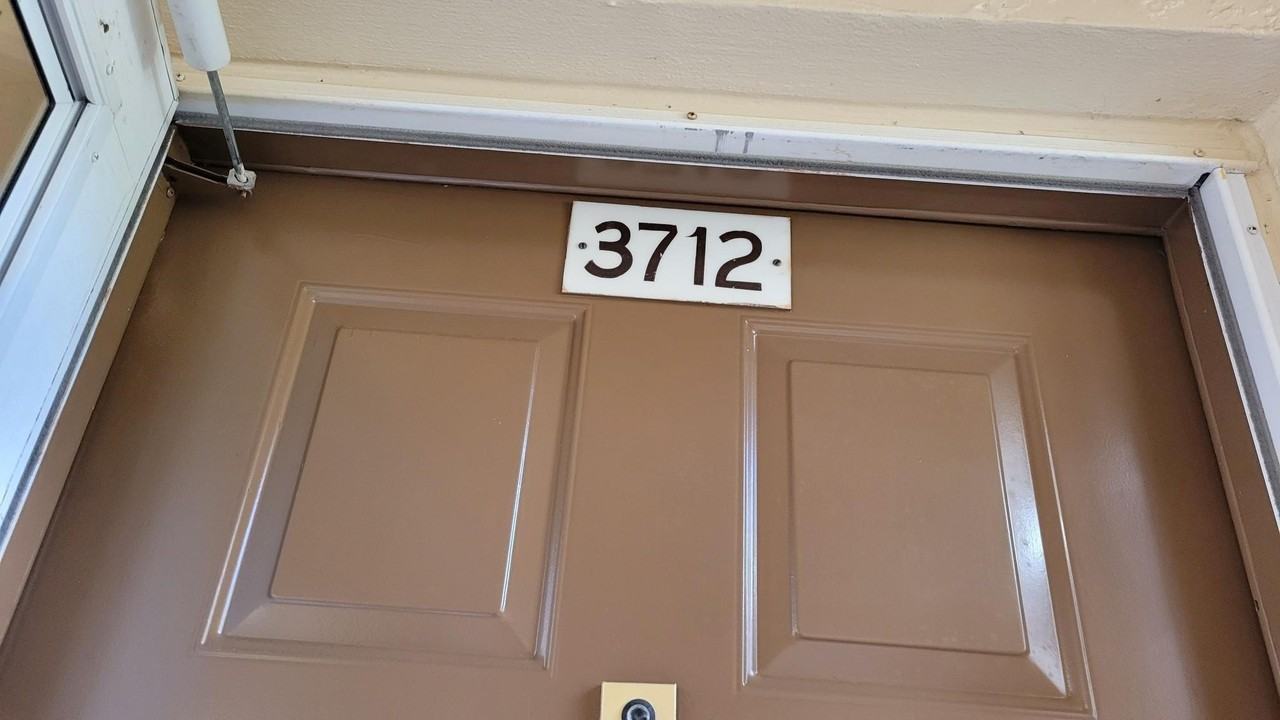 3712 N University Dr #I7 - Photo 2 of 15