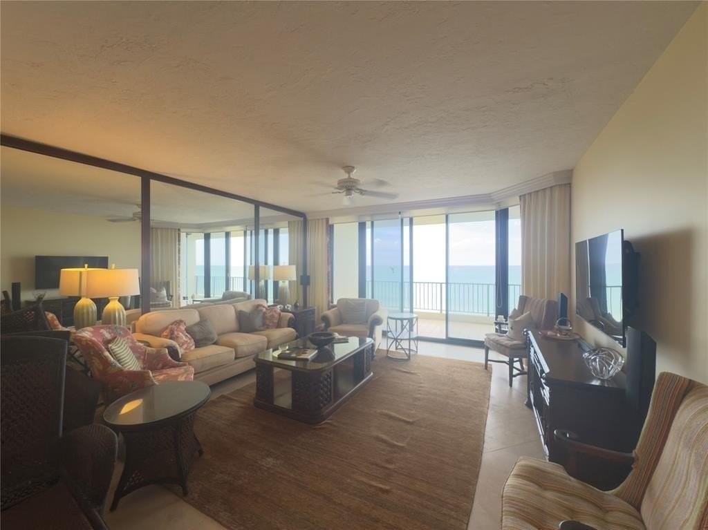 800 Ocean Dr #404 - Photo 3 of 34