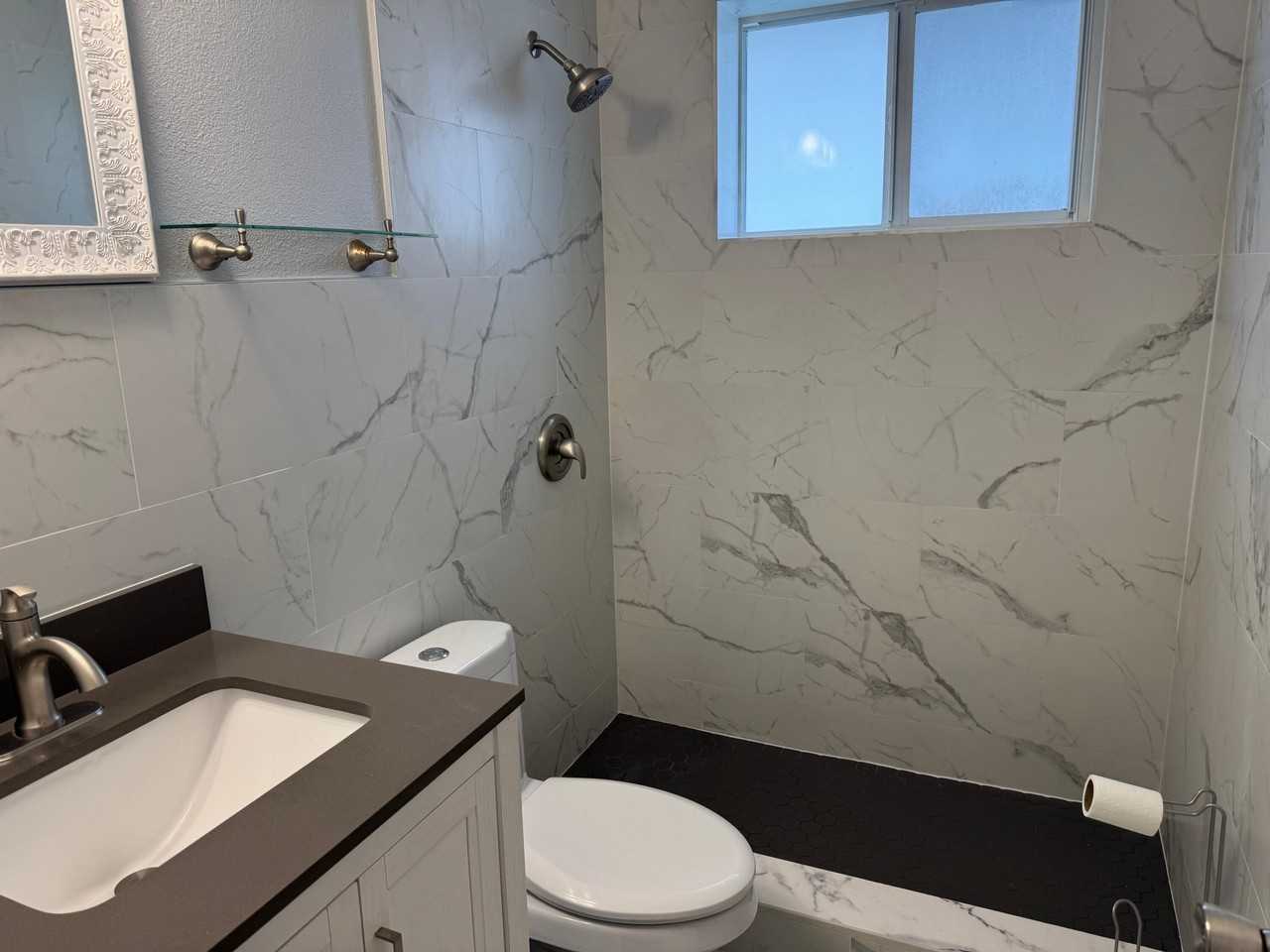 5431 Ne 22nd Ter - Photo 6 of 8