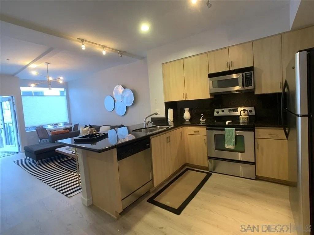 101 Market St #320 - Photo 5 of 13