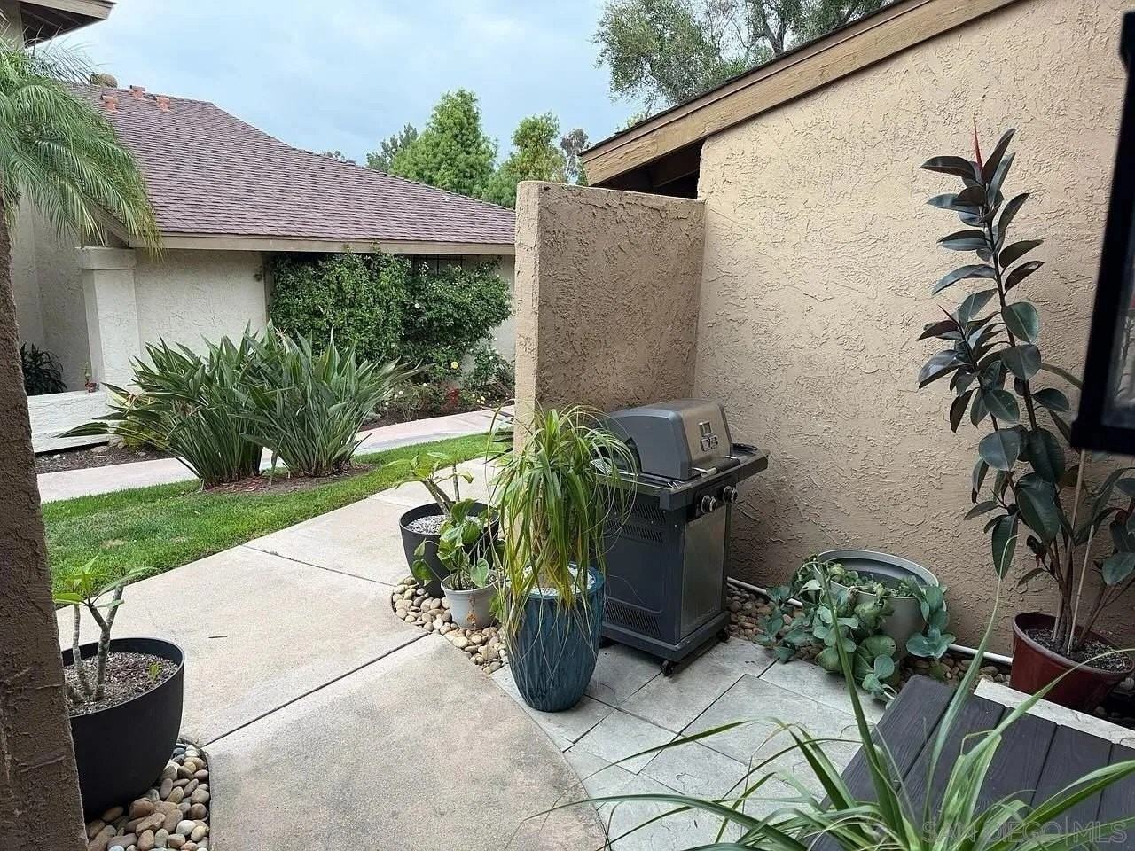 8009 Calle Fanita - Photo 5 of 26