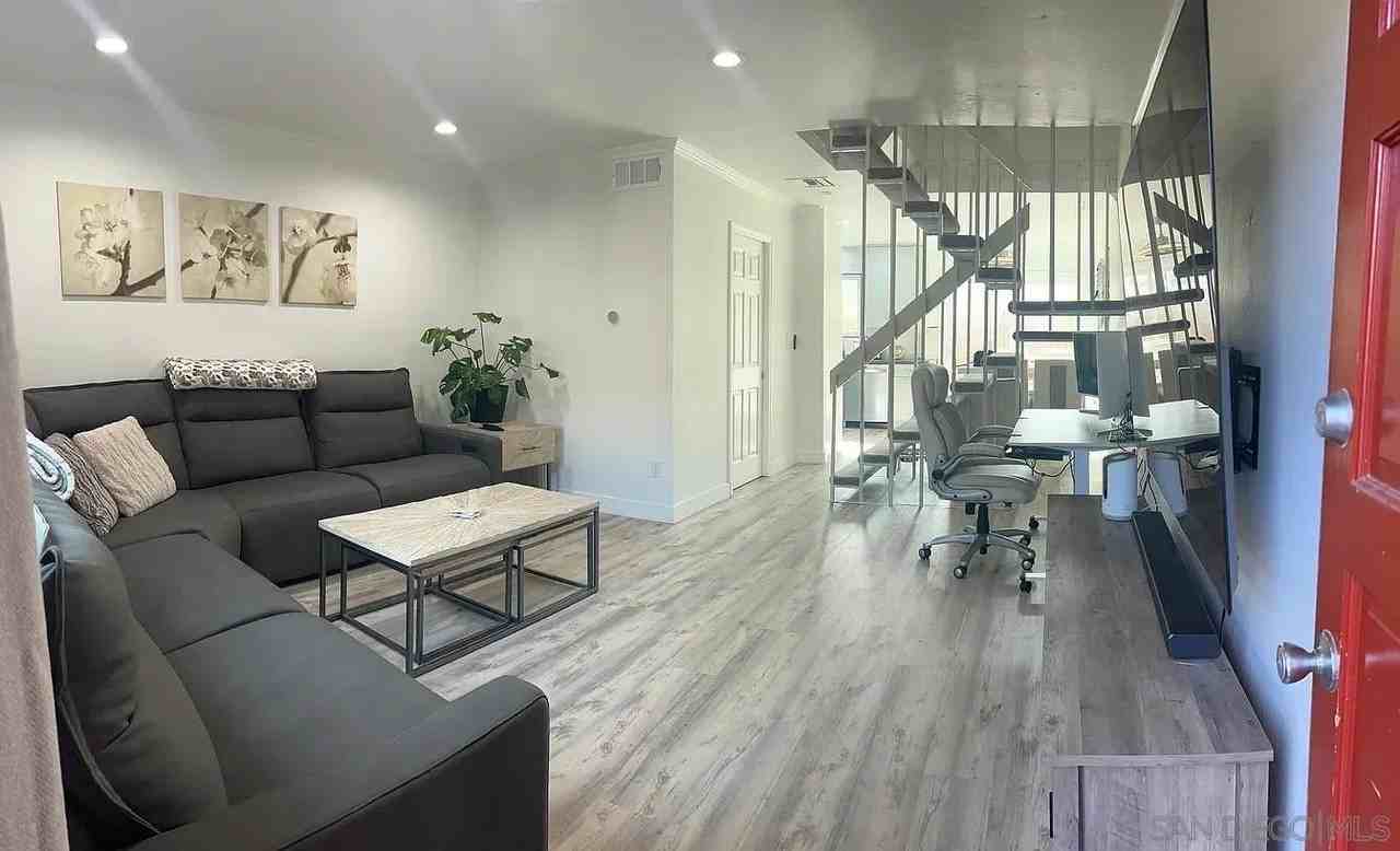 8009 Calle Fanita - Photo 6 of 26