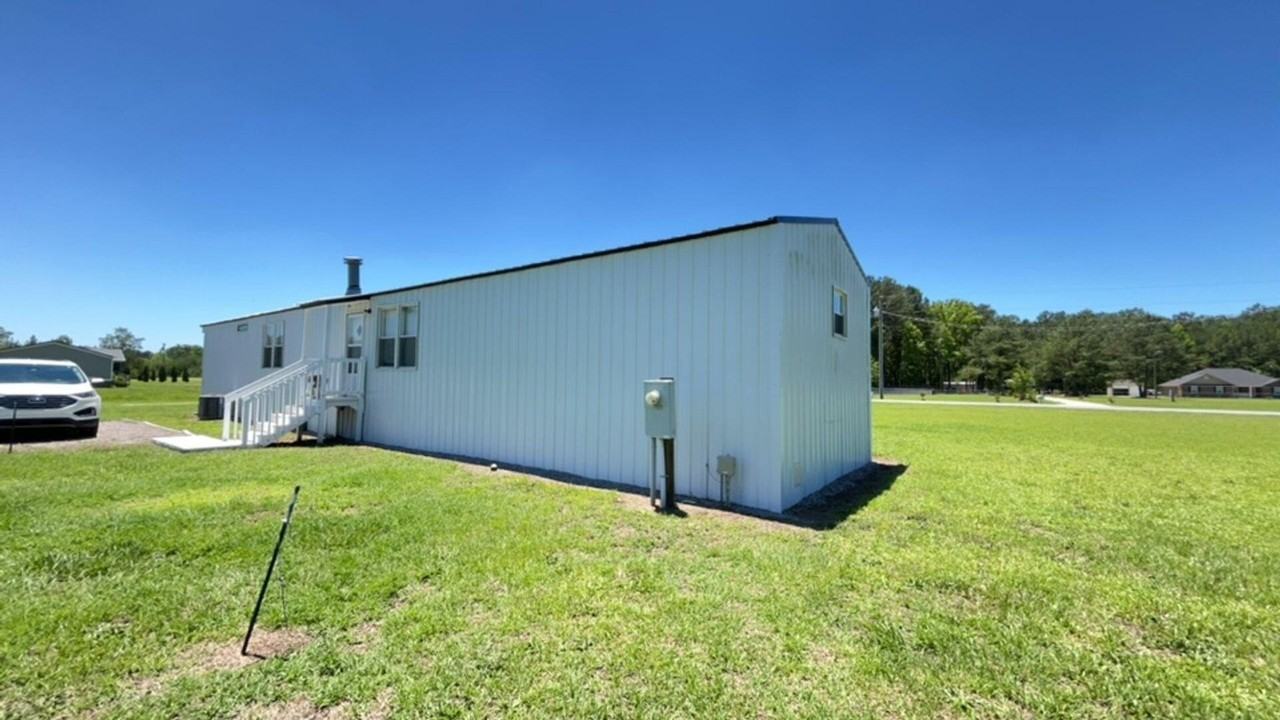 3185 Homestead Rd - Photo 2 of 17