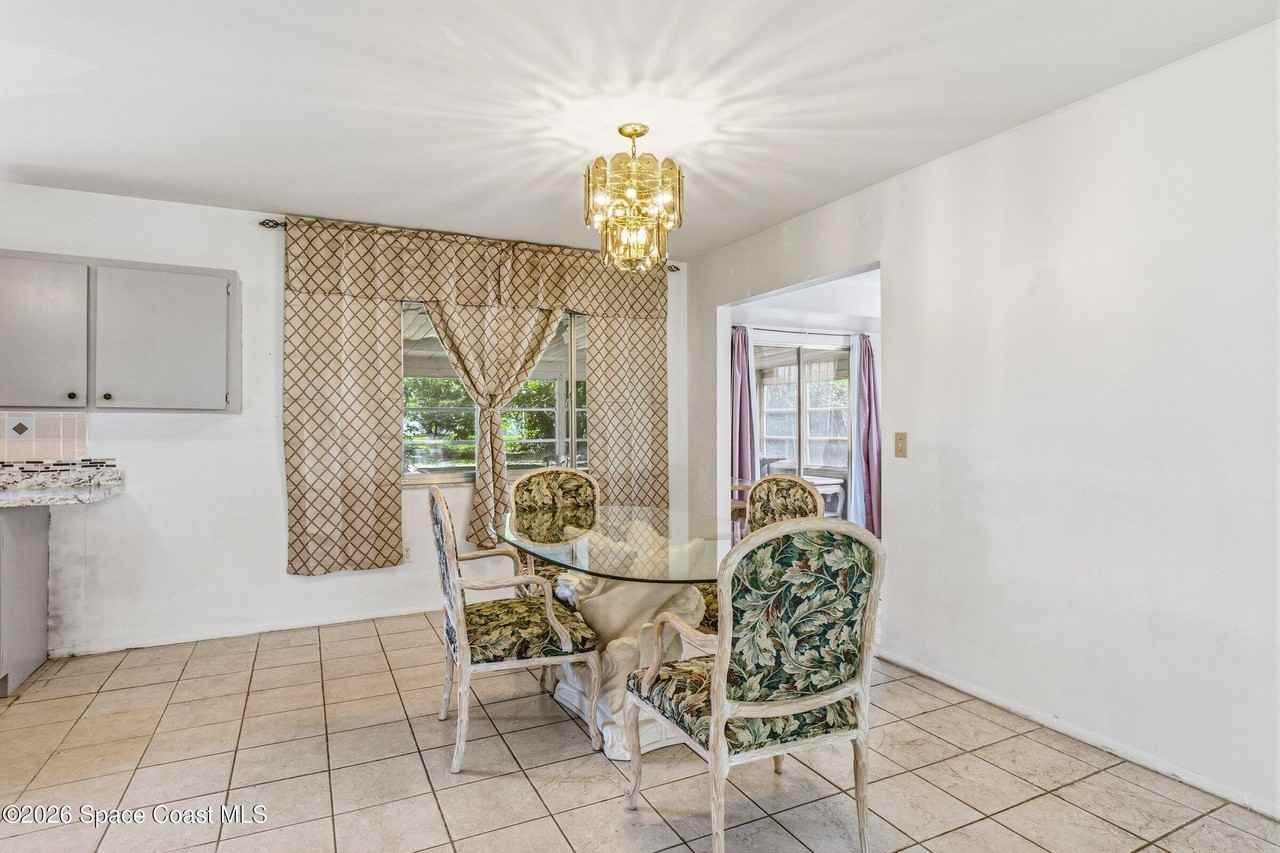 1265 Ethel Cir Ne - Photo 6 of 34