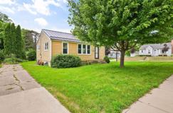 426 Hillcrest Dr - Photo 1 of 1