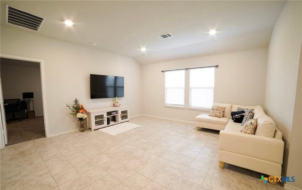 9700 Falme Ln - Photo 6 of 17