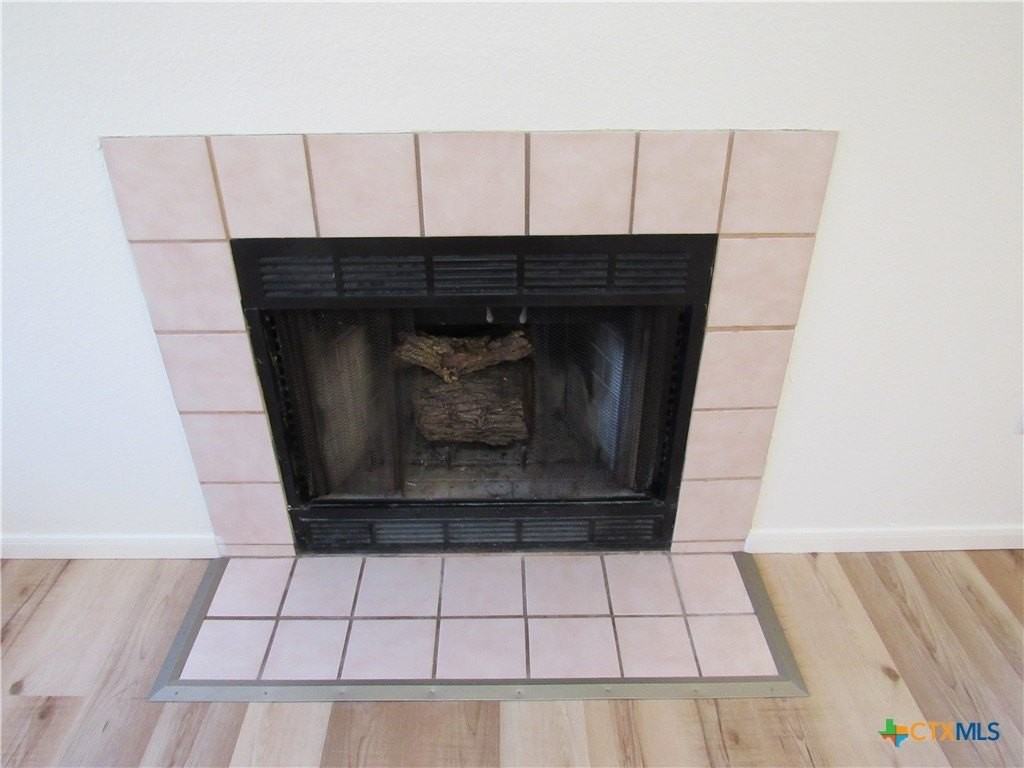3004 Honeysuckle Cir #A - Photo 4 of 19