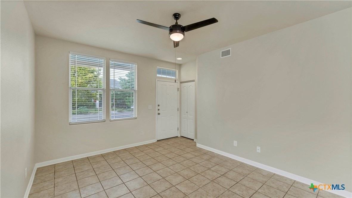 334 Newberry Trl - Photo 5 of 28