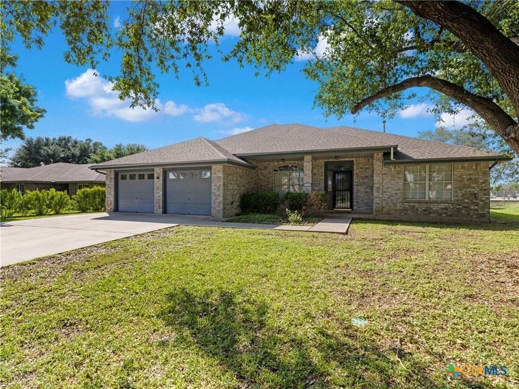 1625 Sunnybrook Dr - Photo 4 of 36