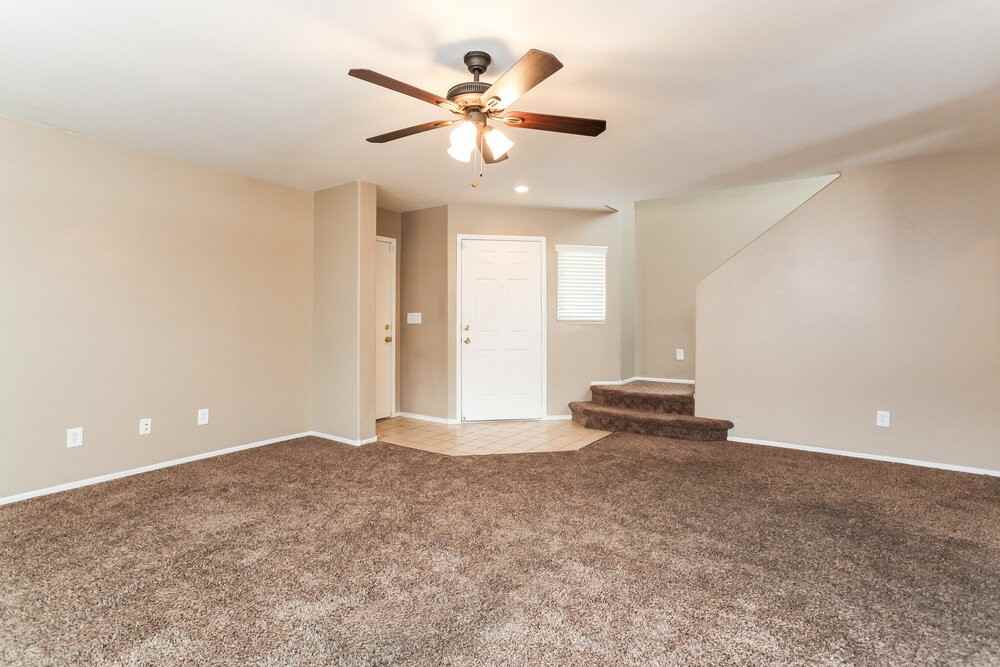 6221 Mercer Valley St - Photo 2 of 16