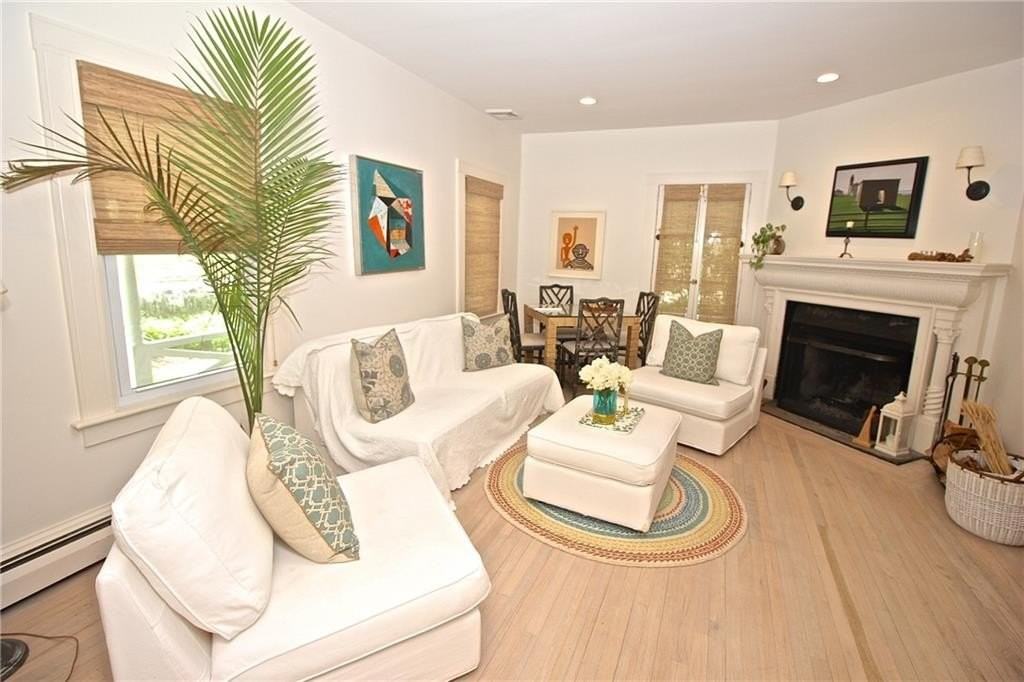 215 Coggeshall Ave - Photo 7 of 50