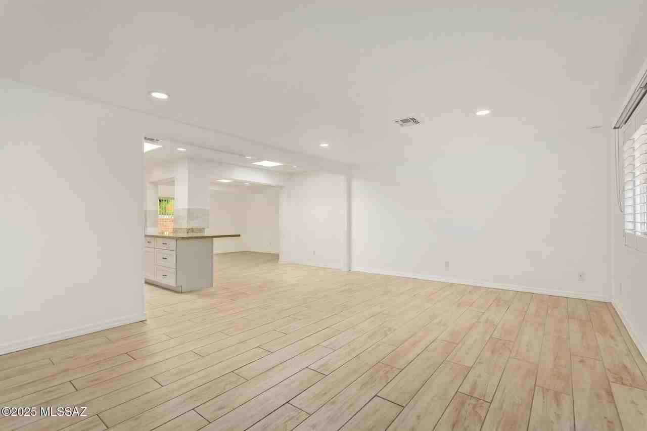 434 S Vista Del Rio - Photo 4 of 50