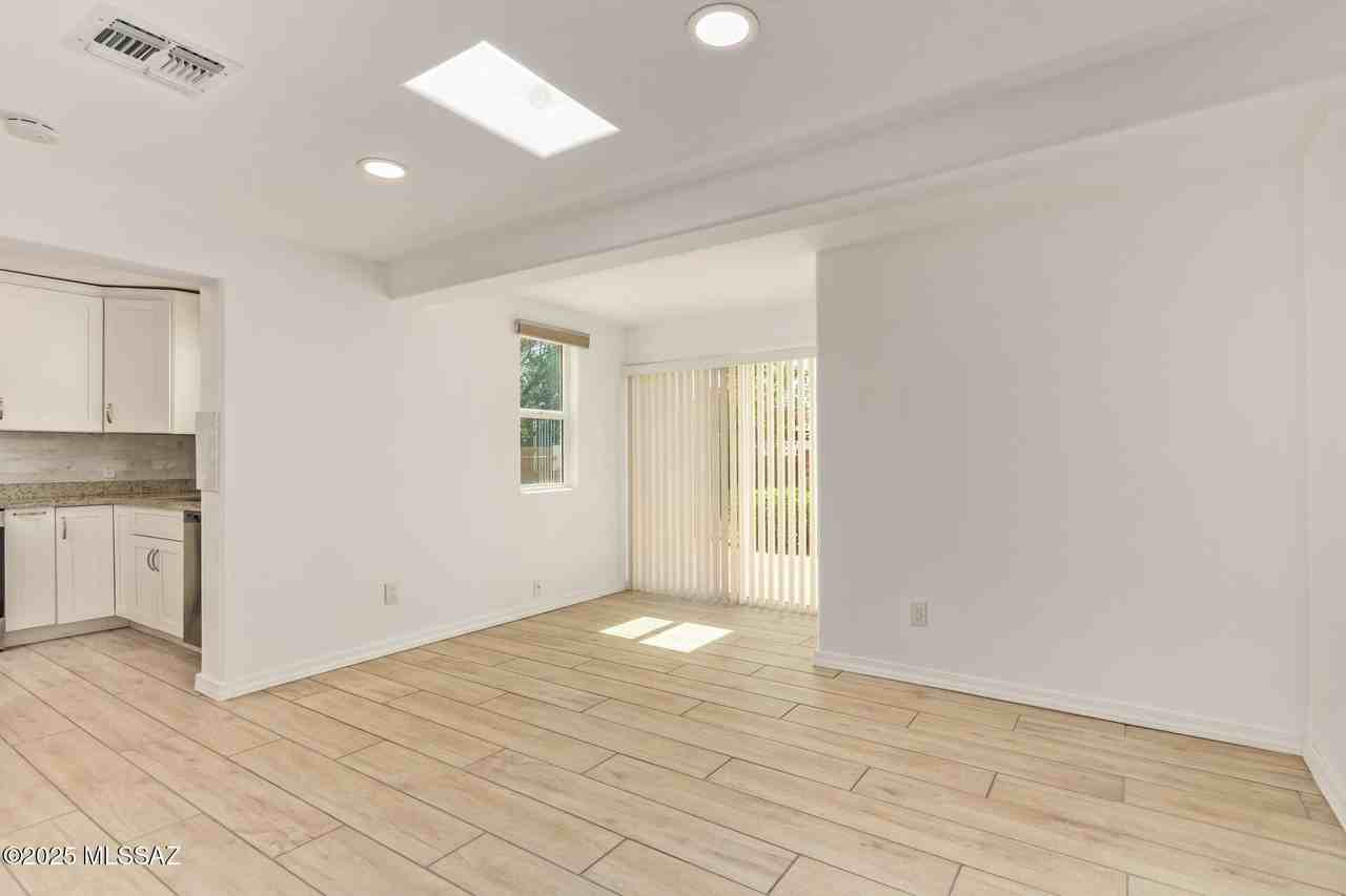 434 S Vista Del Rio - Photo 7 of 50